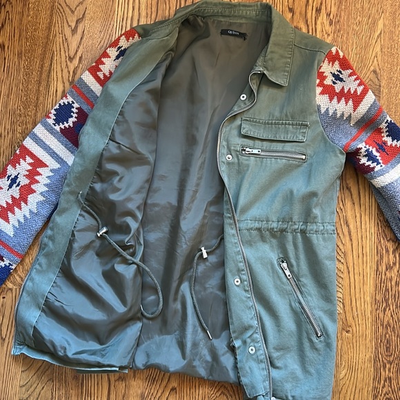 Green Jacket with Sweater Sleeves - Picture 4 of 6